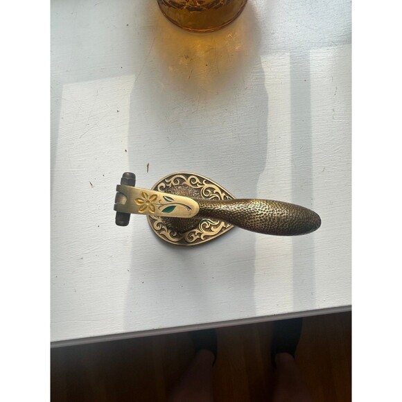 Vintage Brass Nutcracker by Tamar – Made in Israel – Hammered Brass enamel - Picture 4 of 7